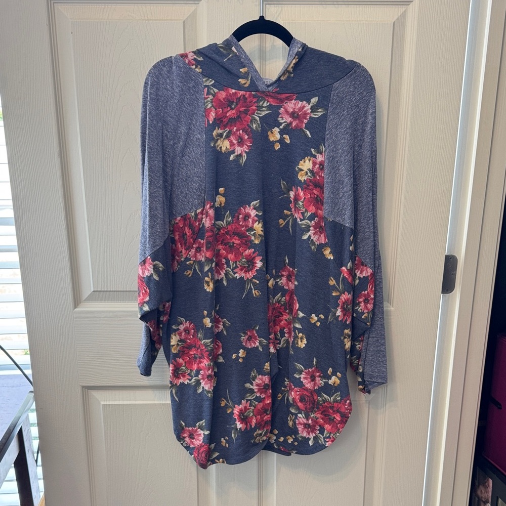 Hooded Floral Print Women's Top